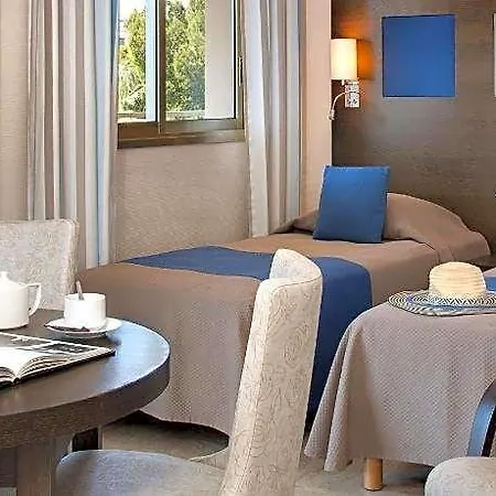 The Originals Residence, Les Strelitzias, Hotel